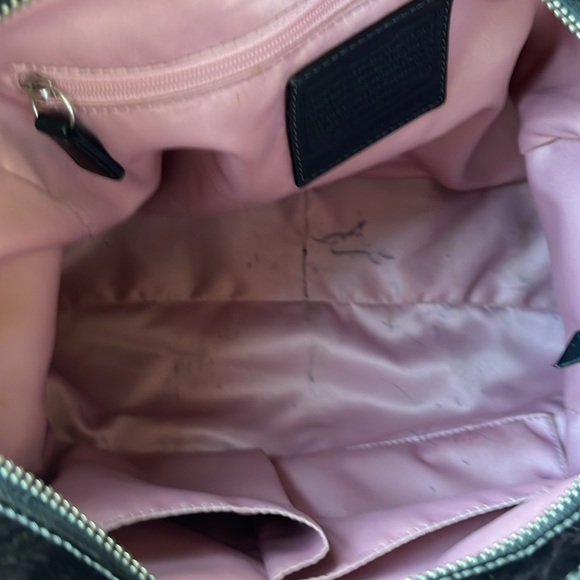 Coach Chelsea 18903 Shoulder Bag - Picture 12 of 16